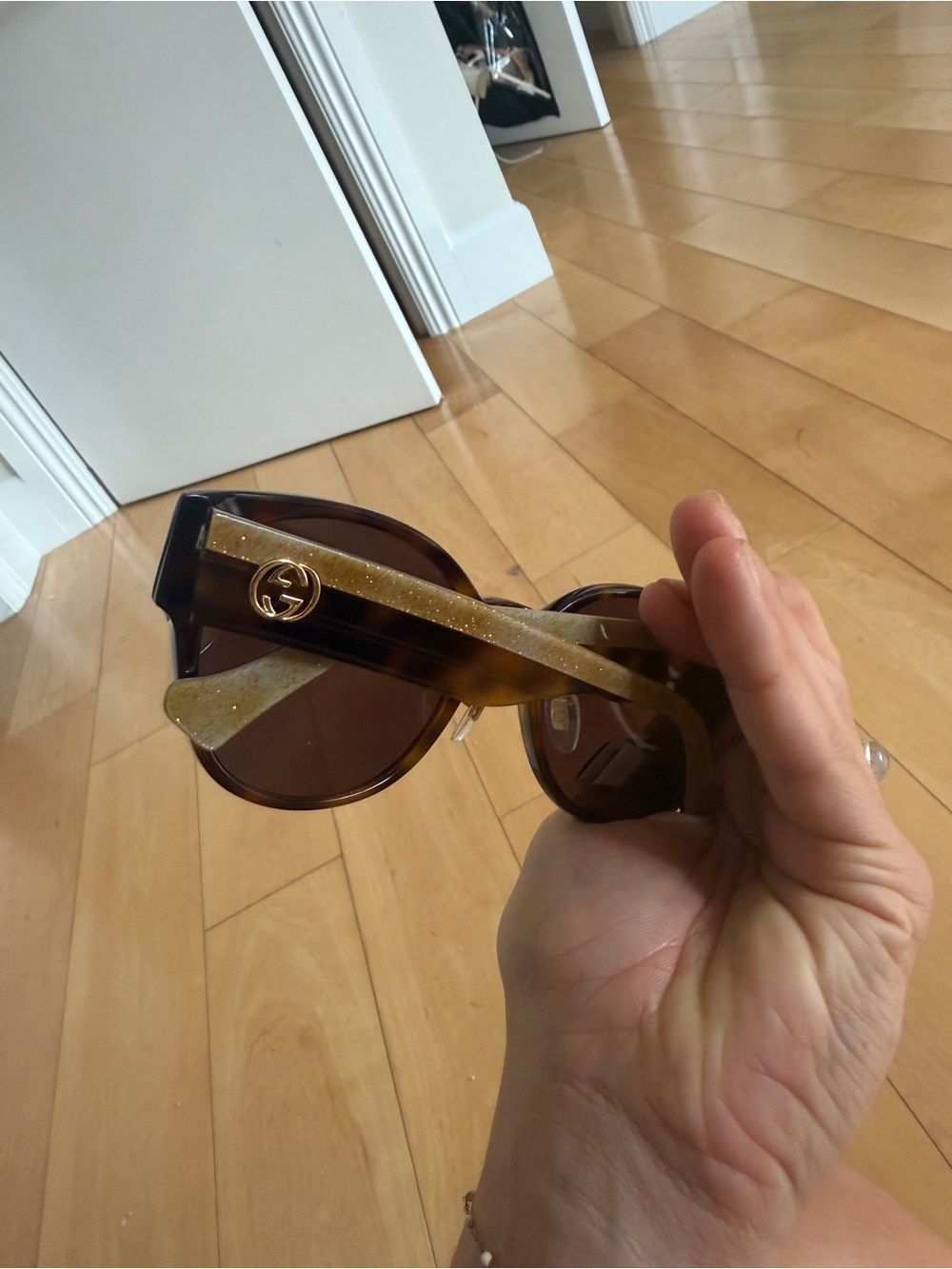Gucci Brown Tortoiseshell Sunglasses - Dark Brown Lenses - Picture 3 of 3